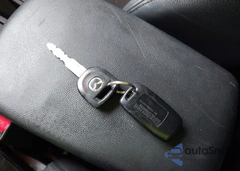 2006 Mazda Mazda3 S Grand Touring из США, поврежденный, VIN JM1BK323261449601